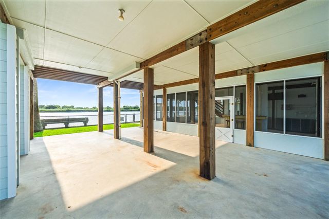 3190 Fm-2031, Matagorda, TX 77457