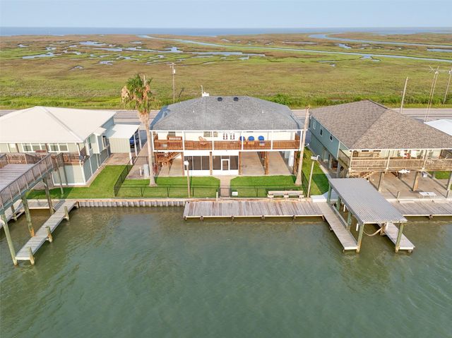 3190 Fm-2031, Matagorda, TX 77457