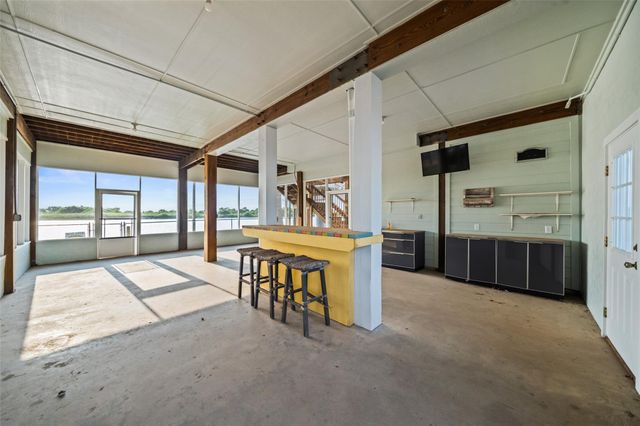 3190 Fm-2031, Matagorda, TX 77457