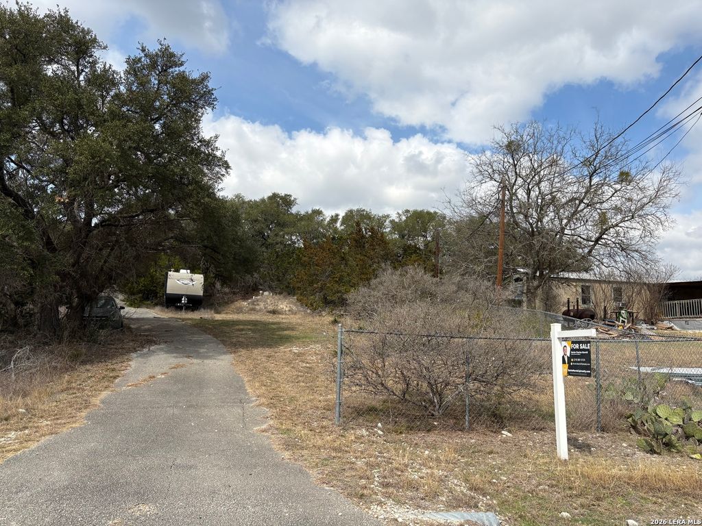 324 Ranchers Cir, Spring Branch, TX 78070