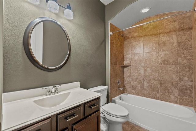 730 Marbrook Saddle Lane, League City, TX 77573