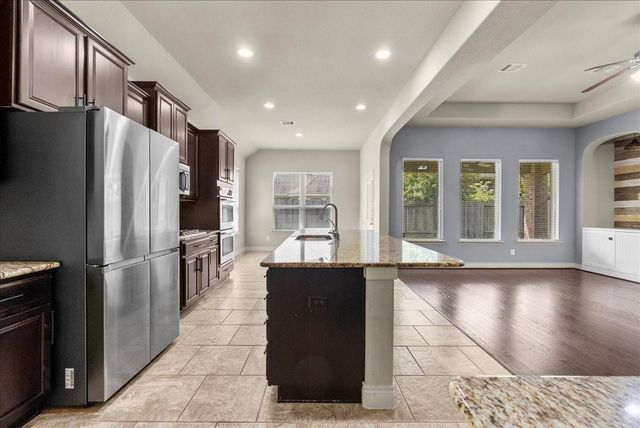 730 Marbrook Saddle Lane, League City, TX 77573