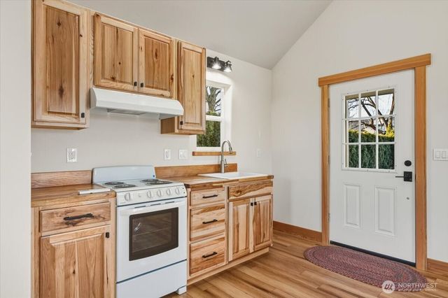 17 Kalian Lane, Manson, WA 98831