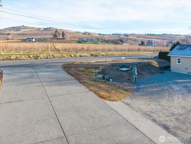 17 Kalian Lane, Manson, WA 98831