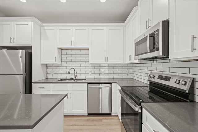 4007 New Orleans Street B, Houston, TX 77020