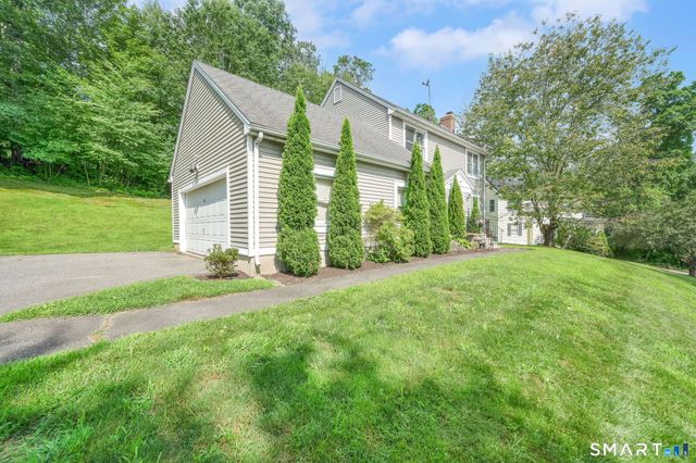 259 Wimbledon Gate North, Torrington, CT 06790
