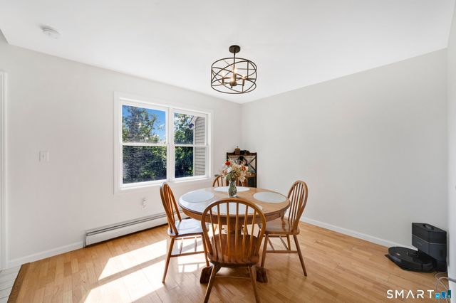 259 Wimbledon Gate North, Torrington, CT 06790