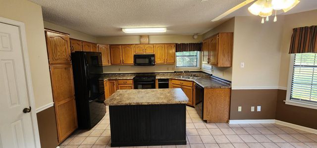 6A Londonderry Cir Street, Wynne, AR 72396