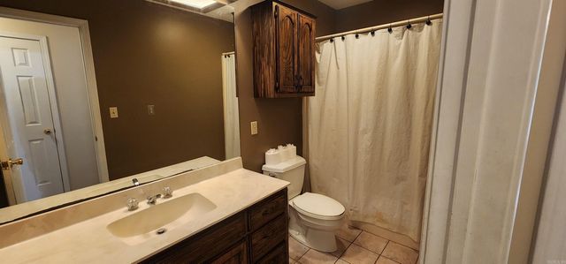 6A Londonderry Cir Street, Wynne, AR 72396