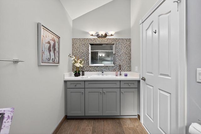 2294 Saratoga Bay Drive, West Palm Beach, FL 33409