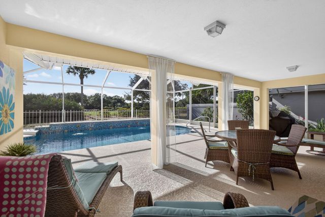 2294 Saratoga Bay Drive, West Palm Beach, FL 33409