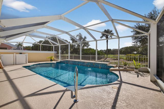 2294 Saratoga Bay Drive, West Palm Beach, FL 33409