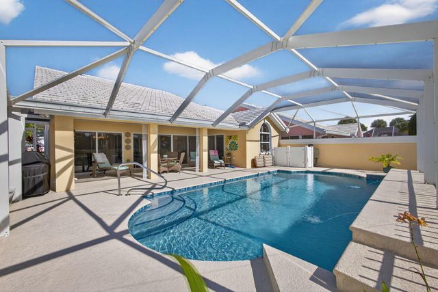 2294 Saratoga Bay Drive, West Palm Beach, FL 33409