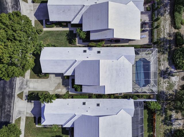 2294 Saratoga Bay Drive, West Palm Beach, FL 33409