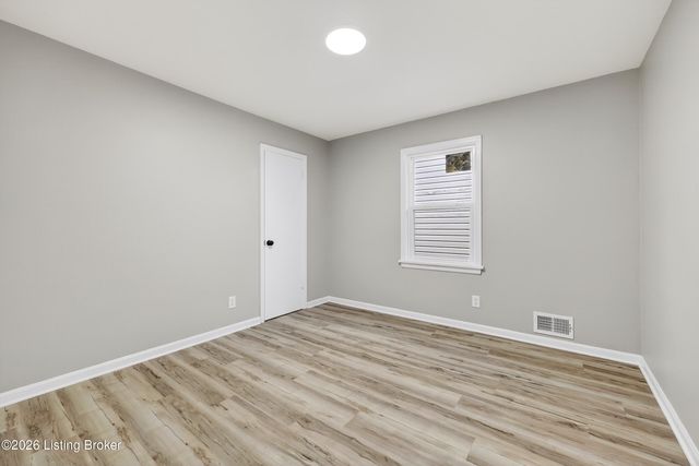 3665 Wheeler Ave, Louisville, KY 40215