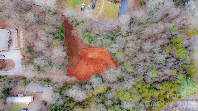 82 Overlook Drive W, Marion, NC 28752