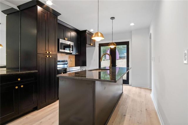 2327 El Paso SW Road, Atlanta, GA 30331