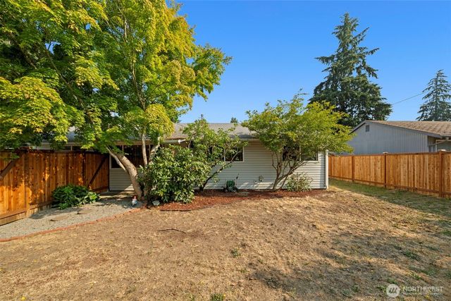 222 SW 305th Street, Federal Way, WA 98023