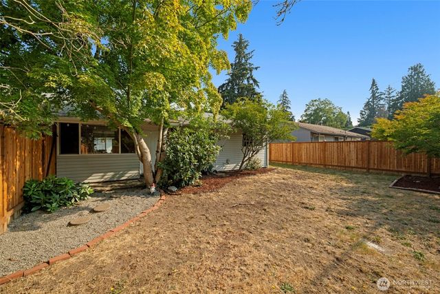 222 SW 305th Street, Federal Way, WA 98023