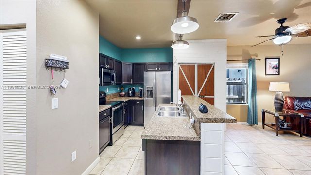 729 SE 34th Ave, Homestead, FL 33033