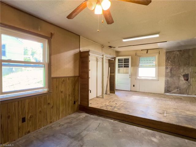2755 Konnoak Drive, Winston-salem, NC 27127