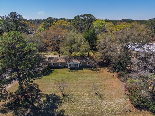 6047 Sc-165, Ravenel, SC 29470