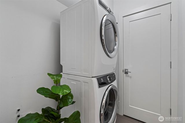 230 26th Avenue E, Seattle, WA 98112