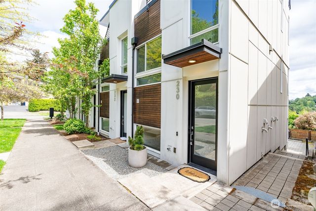 230 26th Avenue E, Seattle, WA 98112