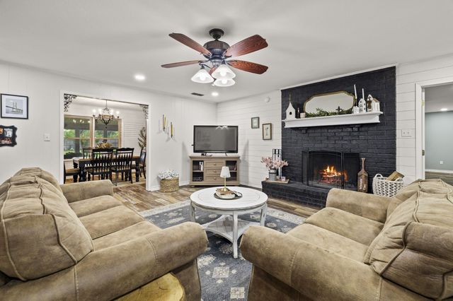 668 County Road 2436, Mineola, TX 75773
