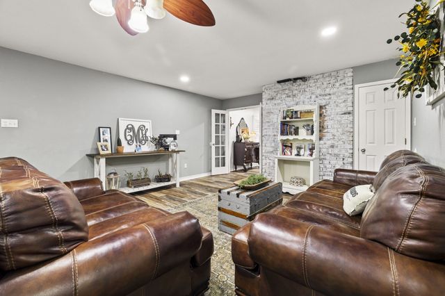 668 County Road 2436, Mineola, TX 75773