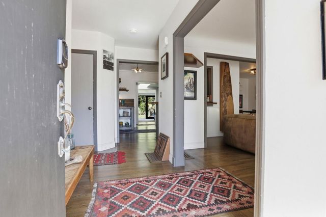 520 Ocean View Avenue, Santa Cruz, CA 95062