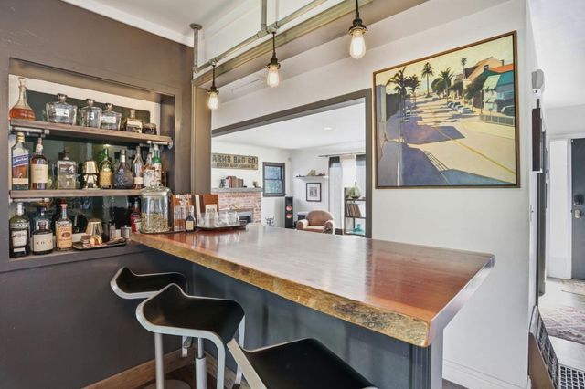 520 Ocean View Avenue, Santa Cruz, CA 95062
