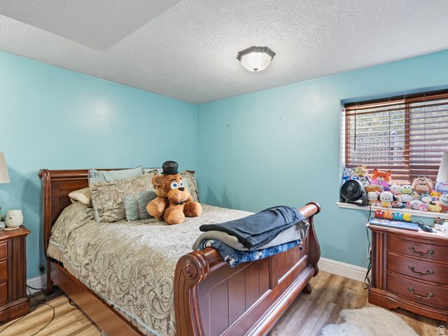 581 E DORTHEA WAY, North Salt Lake, UT 84054
