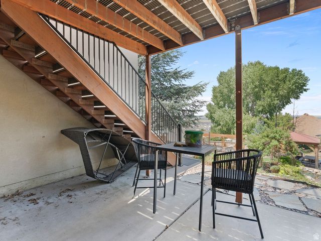 581 E DORTHEA WAY, North Salt Lake, UT 84054