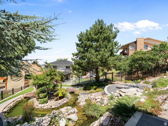 581 E DORTHEA WAY, North Salt Lake, UT 84054