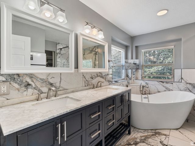 581 E DORTHEA WAY, North Salt Lake, UT 84054