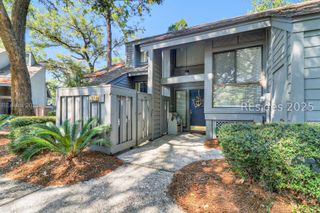 59 Carnoustie Rd Apt 287, Hilton Head Island, SC 29928