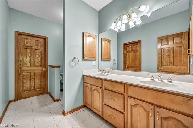 7397 Cherry Hill Lane, Broadview Heights, OH 44147