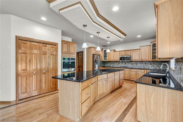 7397 Cherry Hill Lane, Broadview Heights, OH 44147