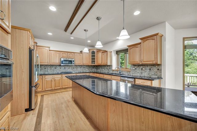 7397 Cherry Hill Lane, Broadview Heights, OH 44147