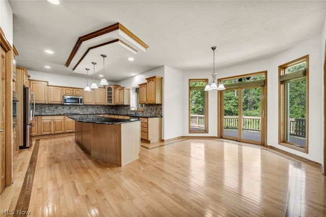 7397 Cherry Hill Lane, Broadview Heights, OH 44147