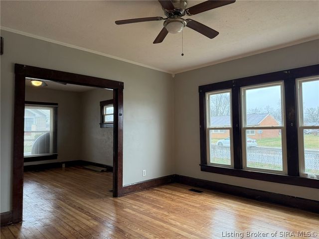 240 Clay Street, New Albany, IN 47150