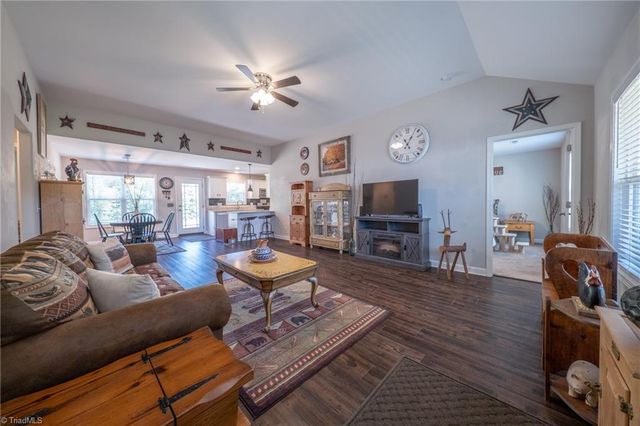 184 Katie Lane, Lexington, NC 27292