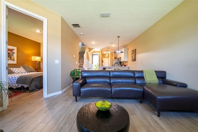 5293 NEIL DRIVE, St Petersburg, FL 33714