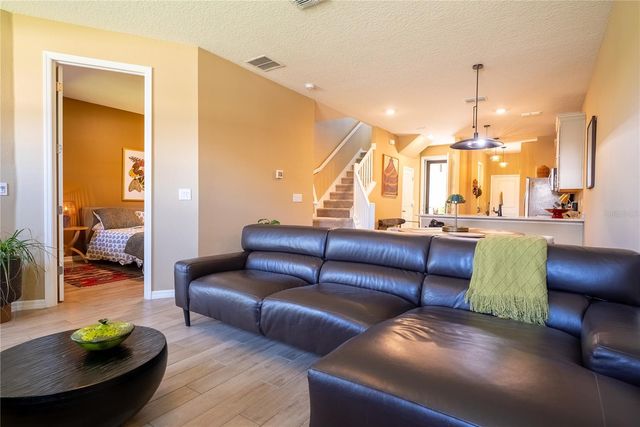 5293 NEIL DRIVE, St Petersburg, FL 33714