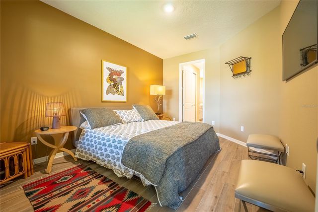 5293 NEIL DRIVE, St Petersburg, FL 33714