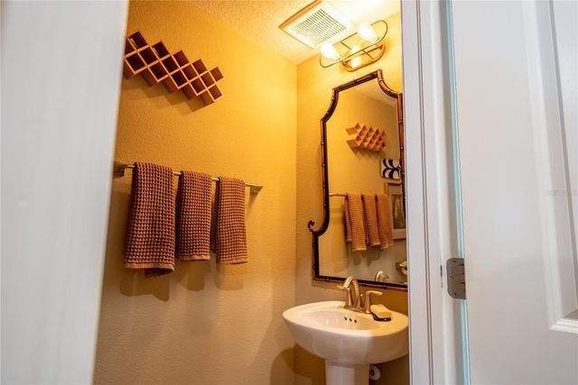 5293 NEIL DRIVE, St Petersburg, FL 33714