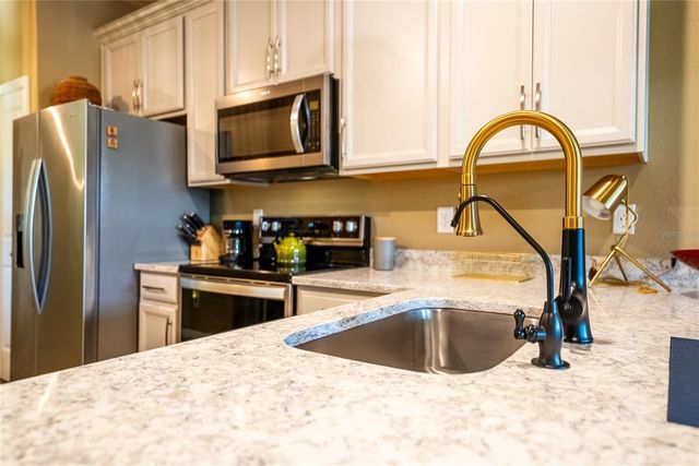 5293 NEIL DRIVE, St Petersburg, FL 33714