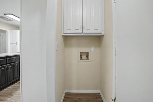 1009 N Forest Place, Jenks, OK 74037