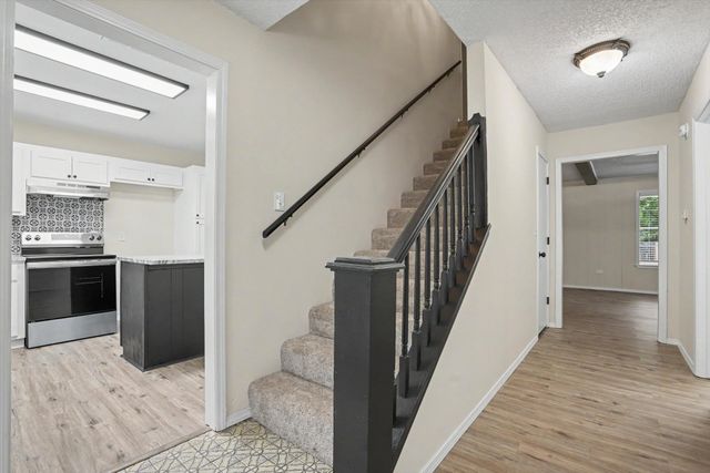 1009 N Forest Place, Jenks, OK 74037